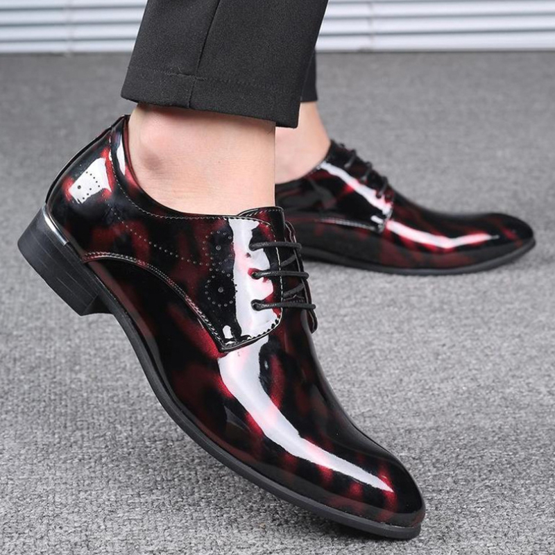 Men'S Grooming Oxford - Wijnrode gepatenteerde lederen spitse formele schoenen